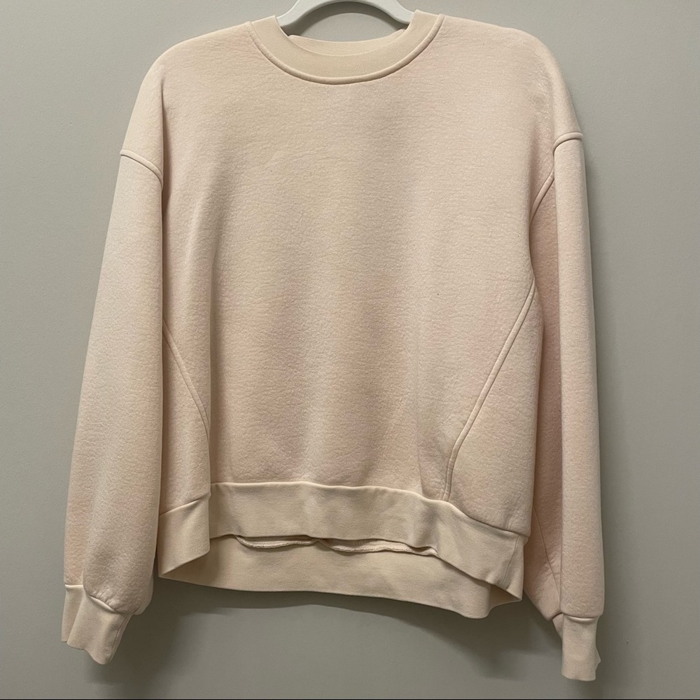 SOLD • & Other Stories Cream Long sleeve Sweatshirt | SM